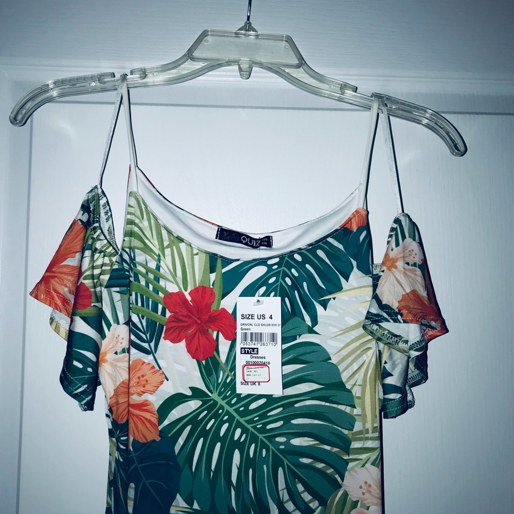 "NEW " QUIZ DRESS - Picture 6 of 7